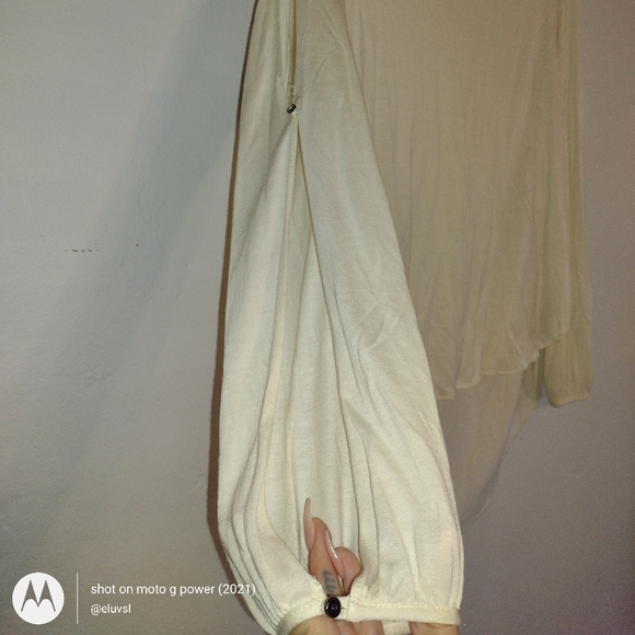 #24 Haute Hippie Ivory Modal Top - Picture 3 of 10